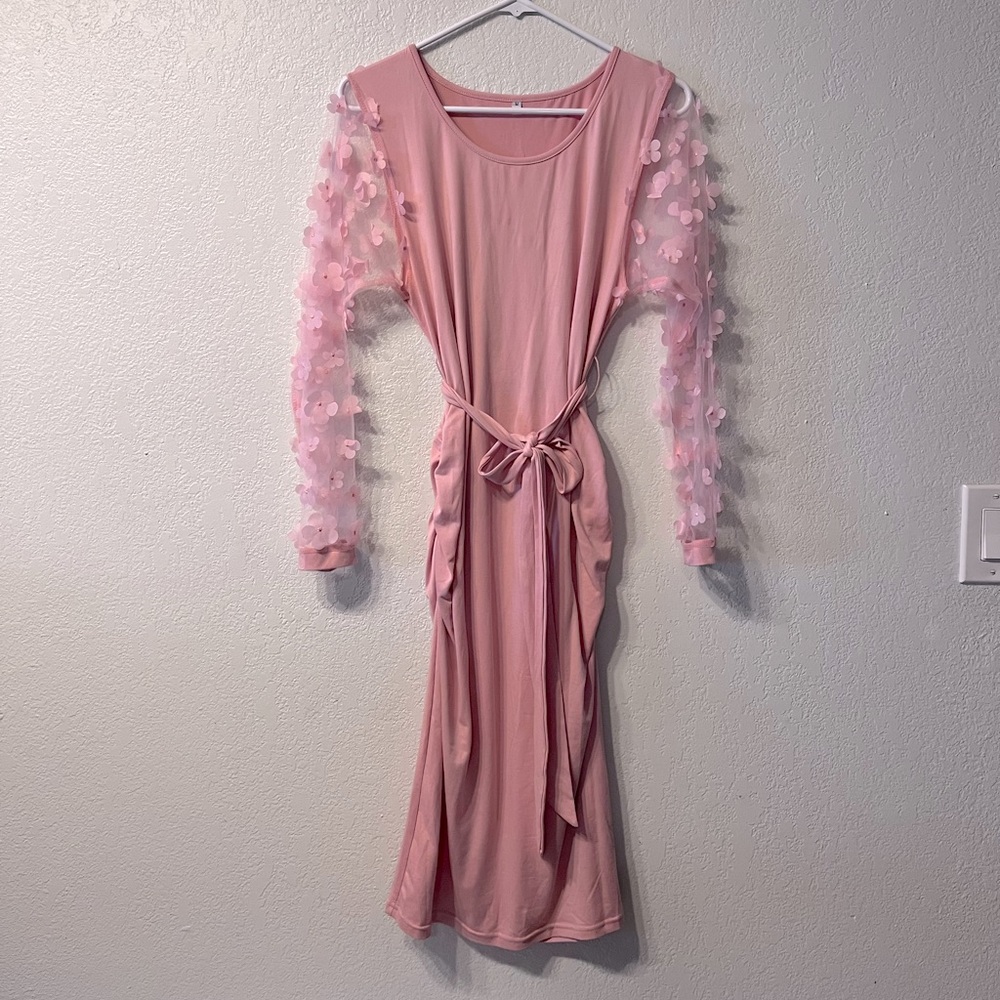 Pink maternity dress with flower sleeves